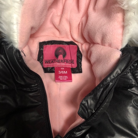 Infant snowsuit - Picture 3 of 3